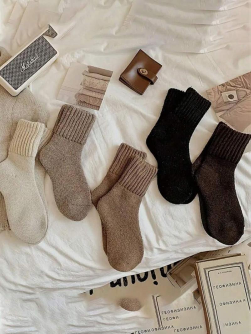 Elaren EmberSocks